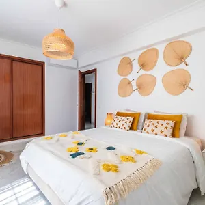  Apartamento Flat With Ac, Wifi, Netflix, Balcony - 3 Min From The Beach